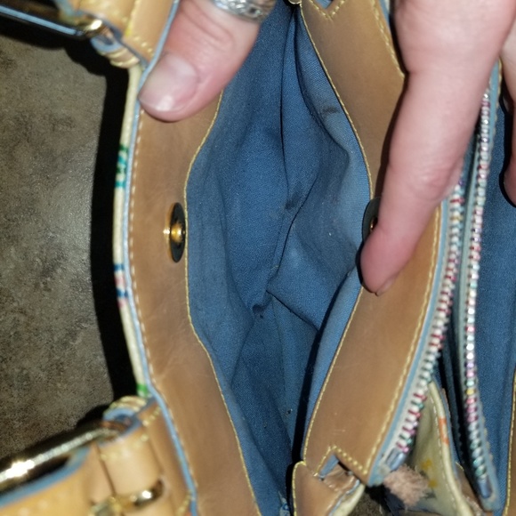 Vintage Dooney and Bourke Bag - Picture 4 of 8